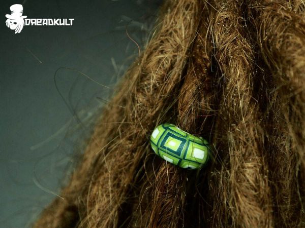 dreadperlen green glasses, fimo dreadperlen, dreadshop, shop fuer dreadlocks, dreadlockschmuck aus fimo, dreadschmuck und mehr, dreadstyle, dread beads polymer clay, dk, fimo dreadperlen, dreadschmuck aus fimo, polymer clay dread beads, dreadlocks jewelr